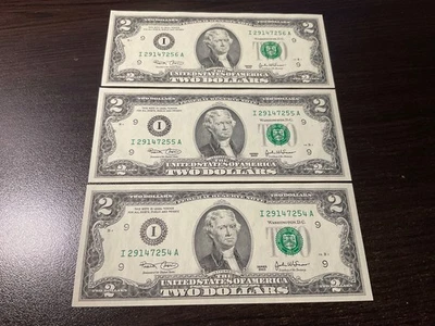 2003 $2 Federal Reserve Notes lot of 3 consecutive numbers -CU - Image 1 of 2