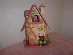 NEW HAND CRAFTED DECORATIVE TWO STORY BIRD HOUSE (INSIDE DECO) - Picture 1 of 10