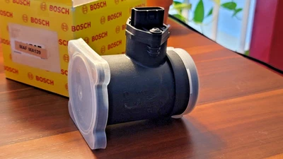 NEW Bosch MA139 Mass Air Flow Sensor - Image 1 of 4