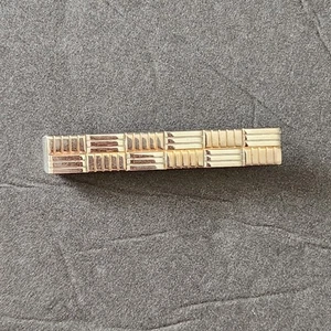 Vitg Tie Bar Clip Cierre Dos Tonos Dorado Plata Ranuras Horizontales y Verticales 2.5" - Imagen 1 de 7