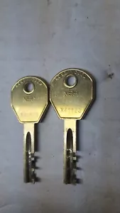 X41123 ESD Laundry Coin Box Key XEP One Key $15 - Picture 1 of 2
