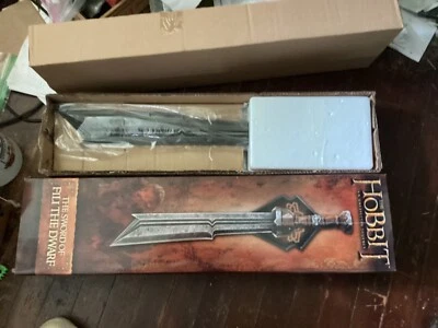 FILI THE DWARF SWORD from THE HOBBIT MOVIE United Cutlery 25.5" Prop Replica - Image 1 of 2