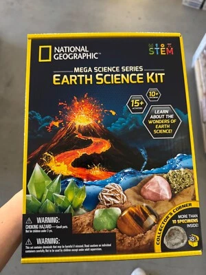 Kit de Ciencias de la Tierra NATIONAL GEOGRAPHIC - 100+ Experimentos y Actividades Científicas Foto 1 de 2