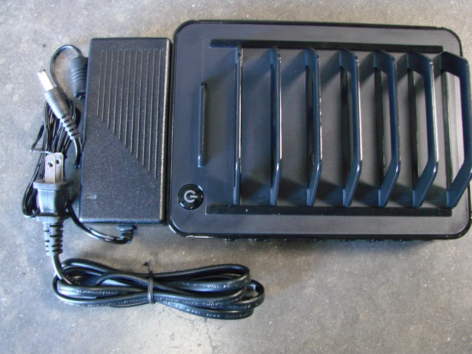 Universal USB Charging Station Dock 7-Port for Samsung Apple Cellphone Charger - Image 1 of 3