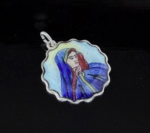 Alter kleiner Emaillierter Bettelarmband Anhänger Heilige Maria Versilbert - Picture 1 of 2