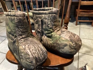 Realtree Icebreaker Overboots Insulated Boot Cover Men's M Break-Up Camo - Picture 1 of 10