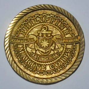 PHILIPPINE MARINE CORPS / PRO DEO ET PATRIA COMMANDANT Military Brass Medal - Picture 1 of 3