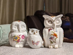 Vtg 1970s Porcelain Trio Of Owl Figurines 2 Are Trinket Pots Handpainted Gold - Picture 1 of 24