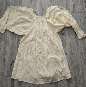 H&M Womens Cream Voluminous Embroidered Detail Scoop Back Mini Dress Sz S NWT - Picture 1 of 8