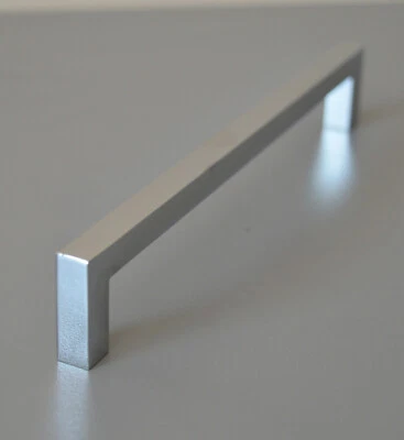 Möbelgriffe BA 160 mm Küchengriff Schubladen Komoden Büro Griff Chrom Tür NEU - Bild 1 von 4