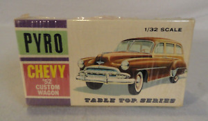 WOW! 1960`S PYRO VINTAGE 1952 CHEVY STATION WAGON 1/32 FACTORY SEALED MODEL KIT