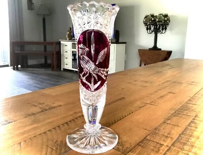 VTG 1940s AMARIS NACHMANN GERMANY LEAD CRYSTAL CUT RUBY RED ETCHED BIRD BUD VASE - Image 1 of 4