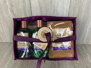 The Body Shop Lavender Home Fragrance Gel Lotion Body Scrub Gift Set NOS! - Picture 1 of 2