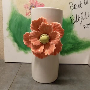 VASE W/ 3D CORAL COLOR FLOWER 9.25 In ONE SIDED POPPY FLOWER - Picture 1 of 10