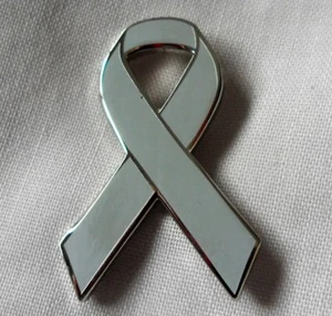 ***NUEVO*** Insignia/broche esmaltado cinta conciencia diabetes.Caridad. - Imagen 1 de 1