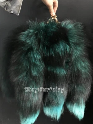 Venta al por mayor Llavero Cola de Zorro Real Verde Cola de Piel Real Disfraz Juegos con disfraces Colgante Foto 1 de 4