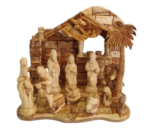 Belén de madera de olivo hecho a mano con música - Auténtico recuerdo de Belén - Imagen 1 de 12