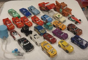  Disney Pixar Cars 27 Stück Druckguss und Plastik Autos - Bild 1 von 3