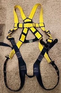 DBI-SALA Delta Vest Style Harness - Navy & Yellow (1102000) Universal 420lbs - Picture 1 of 6