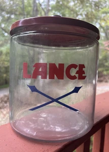 Vintage Stil Lanze Pfeil Logo Rund Glas Rot Metalldeckel - Bild 1 von 4