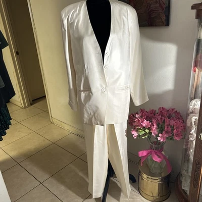 Adrienne Vittadini 100% Silk Ivory Long Tunic Blazer Suit W/Trousers~VNTG~Sz 6/8 - Image 1 of 4