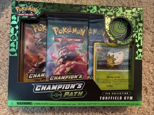 Carte Pokemon TCG Nuove Sigillate Percorso Campioni Spilla Collezione Turffield Gym - Foto 1 di 2