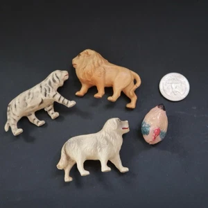 Lote De Colección Plástico Celuloide Animal Salvaje Miniatura León Tigre Perro Pollo - Imagen 1 de 4