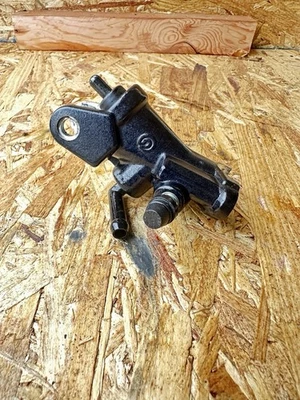 YAMAHA OEM YZF-R1 2009-2014 Cilindro Mestre Genuíno Sub Assy 14B-W2587-00 - Imagem 1 de 4