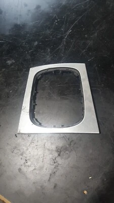 Audi A3 2012 sedán selector de cambio de marchas moldura de plástico envolvente A402016001000 Foto 1 de 3