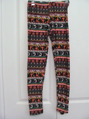 NWOT SIZE MEDIUM WOMEN'S HALLOWEEN THEMED PRINT LEGGINGS - Image 1 of 4