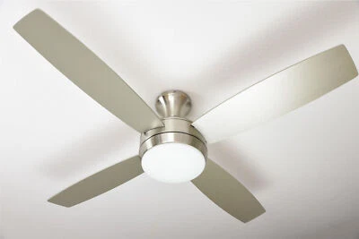 Flacher Deckenventilator mit Fernbedienung Saturn Nickel Ventilator mit Leuchte - Image 1 of 2