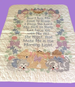 Baby Krippe Quilt Kreuzstich JETZT LEGE ICH MICH Gebet Engel Tiere fertig 29x40 - Bild 1 von 19