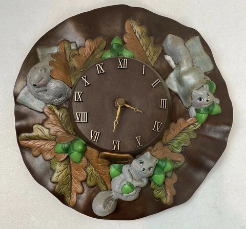 Ceramic Hand Painted Squirrel Wall Clock 12" Vintage Acorns Fall Battery #21L Cover