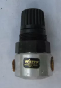Watts #362-1 Air Line Regulator 0-25 PSI - Powder Coating - Picture 1 of 3
