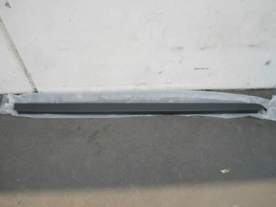 em108408 Nissan Frontier 2005 2011 2013 2015 2017 2019 2021 LH Bed Rail Moulding - Image 1 of 4
