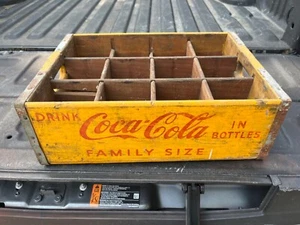 VTG Coca Cola Crate Family Size 12 Bottle Coke Sign Extra Clean - Picture 1 of 7