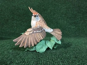 Lenox Chipping Sparrow Fine Porcelain Figurine 1990 Garden Bird Collection - Picture 1 of 13