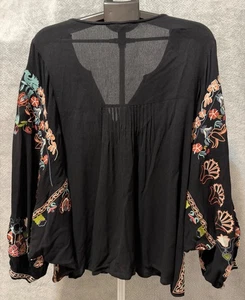 Caballete Negro De Gran Tamaño Frida Bordado Rayón Ala de Murciélago Manga Doleman Boho Talla Med - Imagen 1 de 9