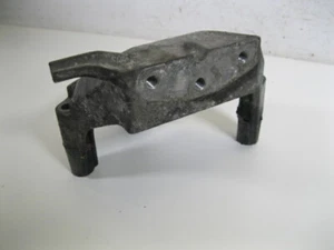 VAUXHALL ASTRA J 2009-2015 GEARBOX TOP MOUNT - Picture 1 of 4