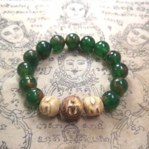 Pulsera Cuentas de Jade Phra Somdej Toh Wat Phra Kaew Templo Amuleto de Buda tailandés - Imagen 1 de 4
