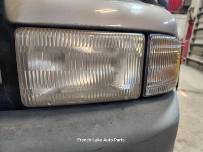 Driver Left Headlight Without Sport Model Fits 94-01 DODGE 1500 PICKUP 1262098 - Image 1 of 4