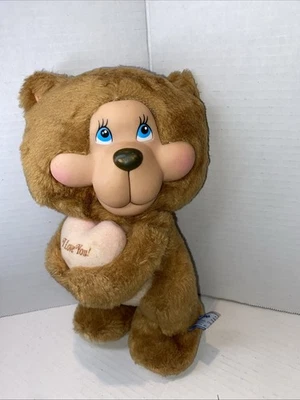 Peluche de colección Emotions Mattel cara de goma oso de peluche sosteniendo I LOVE YOU HEART 1984 Foto 1 de 4