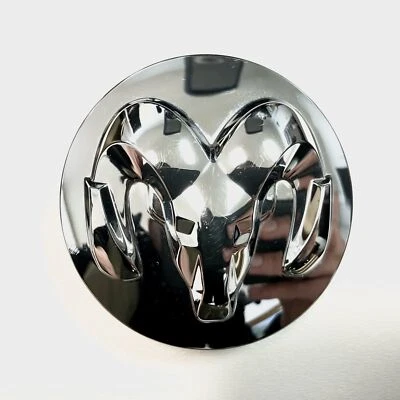 Tapa central cromada única OEM para Ram 1500 2014-2019 1LB72TRMAB 63 mm (2,5 pulgadas) Foto 1 de 4