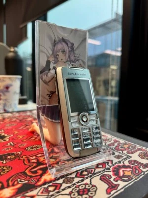 Sony Ericsson K700i - Image 1 of 2