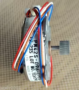 Windrad - Generator Windenergiegewinnung Windkraft kleiner Induktionsmotor PM42 - Bild 1 von 3