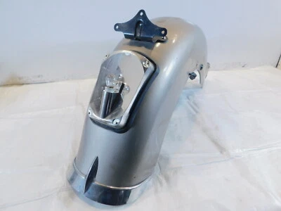 Cubierta de rueda trasera plateada Victory V92 Deluxe & Touring Cruiser 2002-2006 Foto 1 de 4