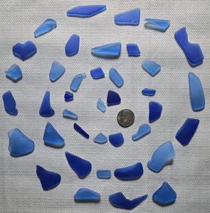 Beach Sea Glass Cobalt & Cornflower 40 pieces Small Scale Genuine Surf-Tumbled - Picture 1 of 8