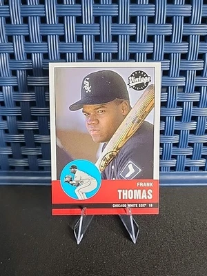 2001 Upper Deck Vintage - Frank Thomas #137 - Chicago White Sox  - Image 1 of 2