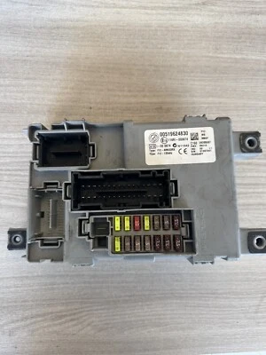 00519624830 Body Portafusibili Fiat Grande Punto Evo 00519631540 - Immagine 1 di 4