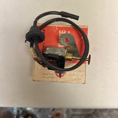 Nuevo de Lote Antiguo Ford Fairlane GT 1966-67 INTERRUPTOR DE LÁMPARA DE RESPALDO CAMBIO DE PISO 3 VELOCIDADES C6OZ-15520-A Foto 1 de 4